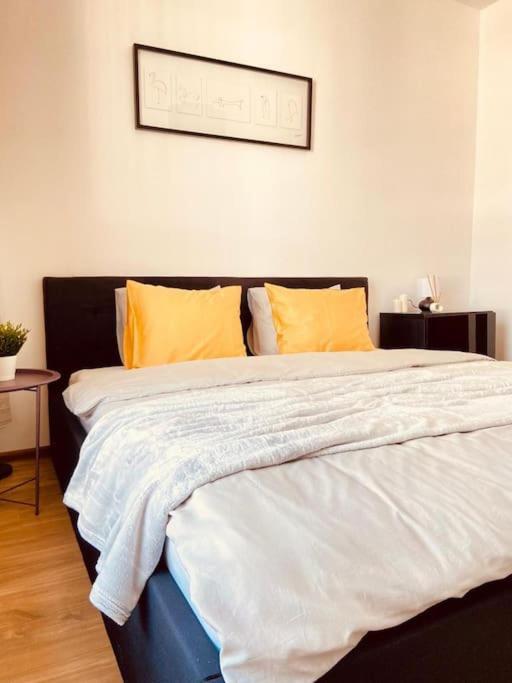 Spacious,Stylish And Comfortable 2 Room Apartment With Million Dollar View Warszawa Exteriör bild